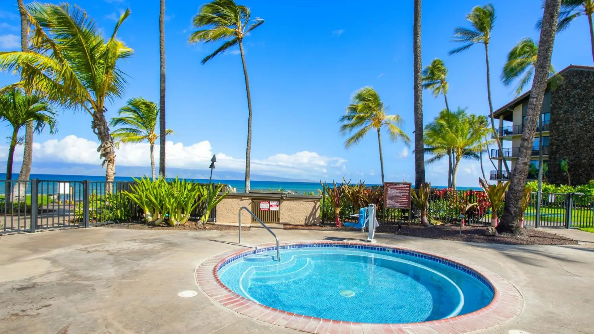 Apartment Papakea K301 - 1br Ocean View With Free Parking! Kahana