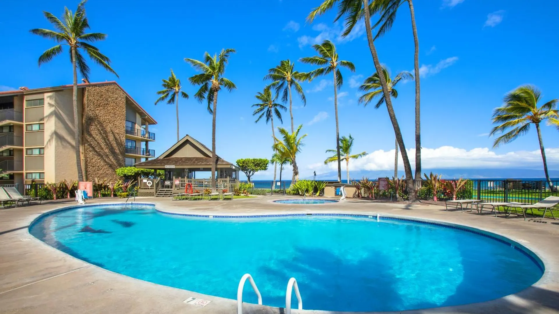 Apartment Papakea K301 - 1br Ocean View With Free Parking!