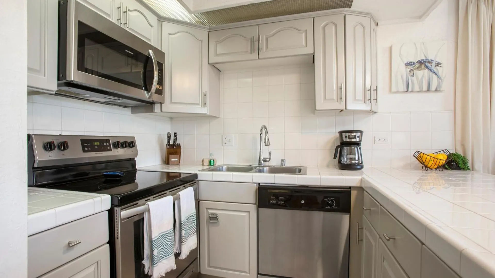Apartment Papakea K301 - 1br Ocean View With Free Parking! *