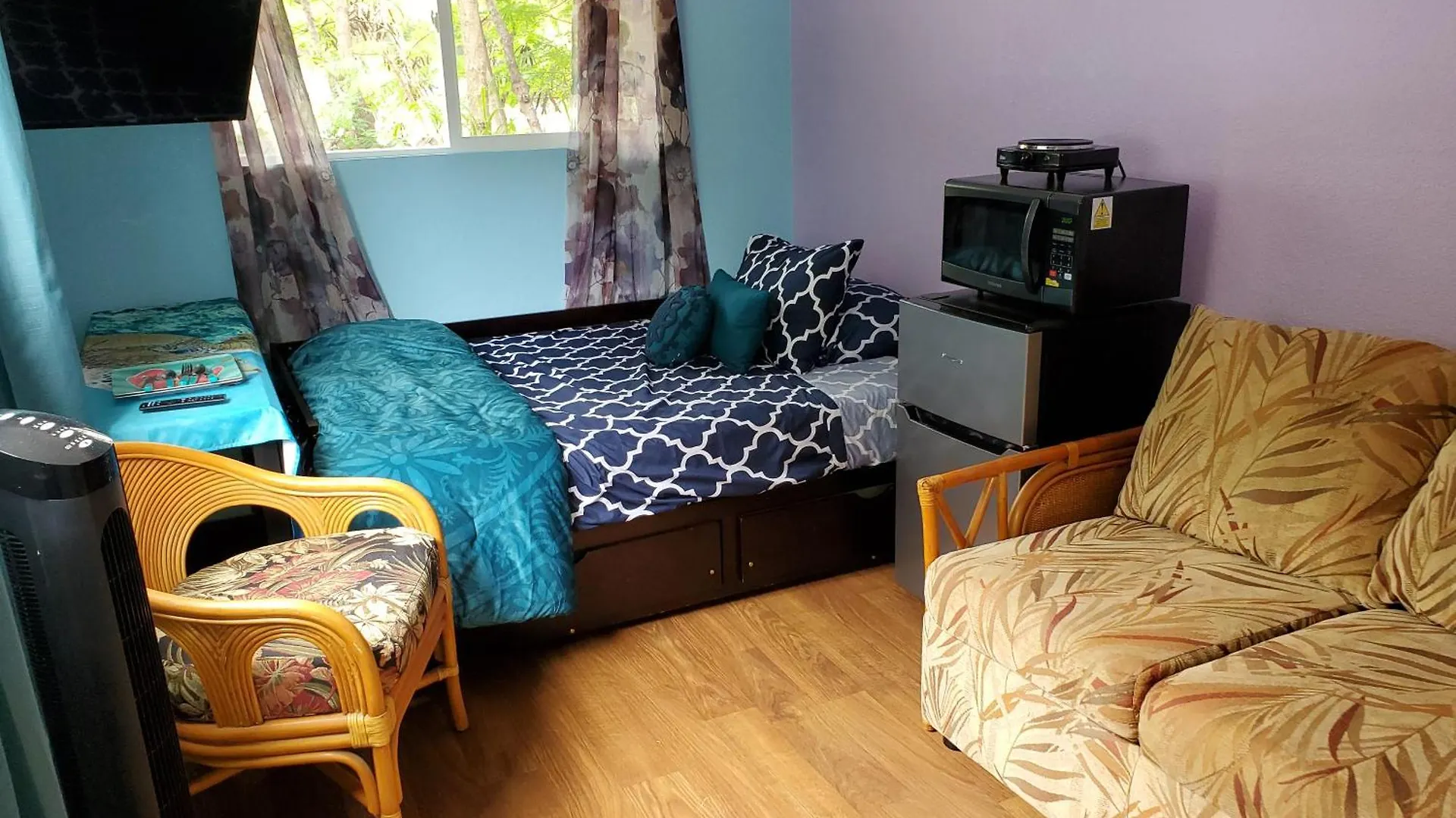 Yonegan Maui Getaways *
