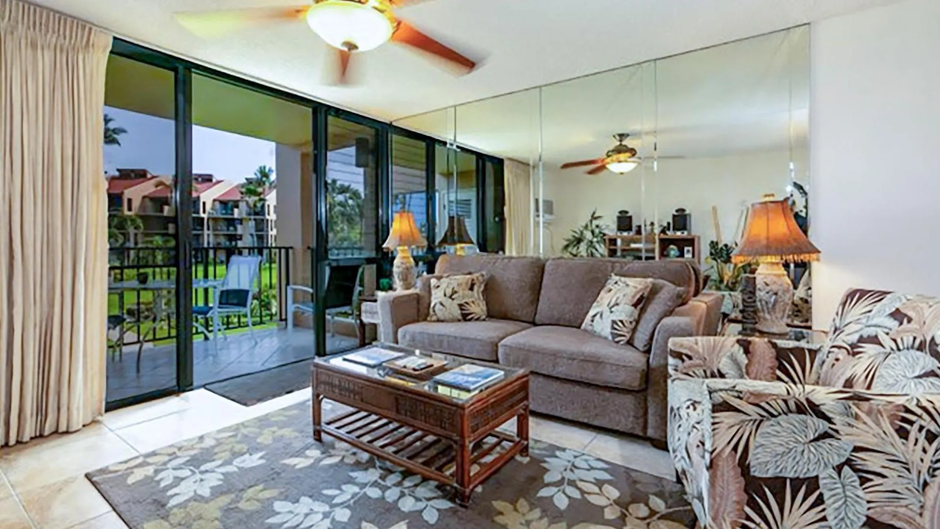 Kamaole Sands 7-206 - Renovated, Courtyard Views, Steps To The Beach, Ac Holiday home *