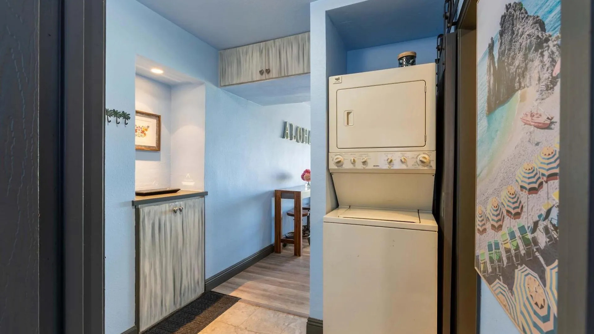 Bright Across From Pool Ac Sleeps 4 * Kihei