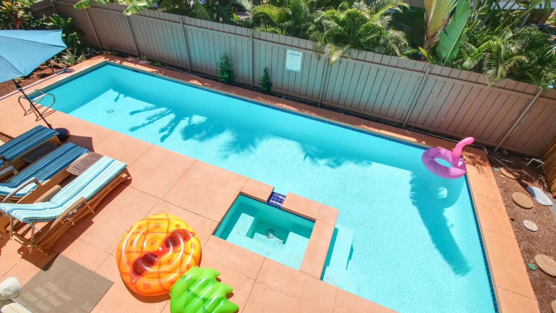 Walk To Baby With Private Pool! *