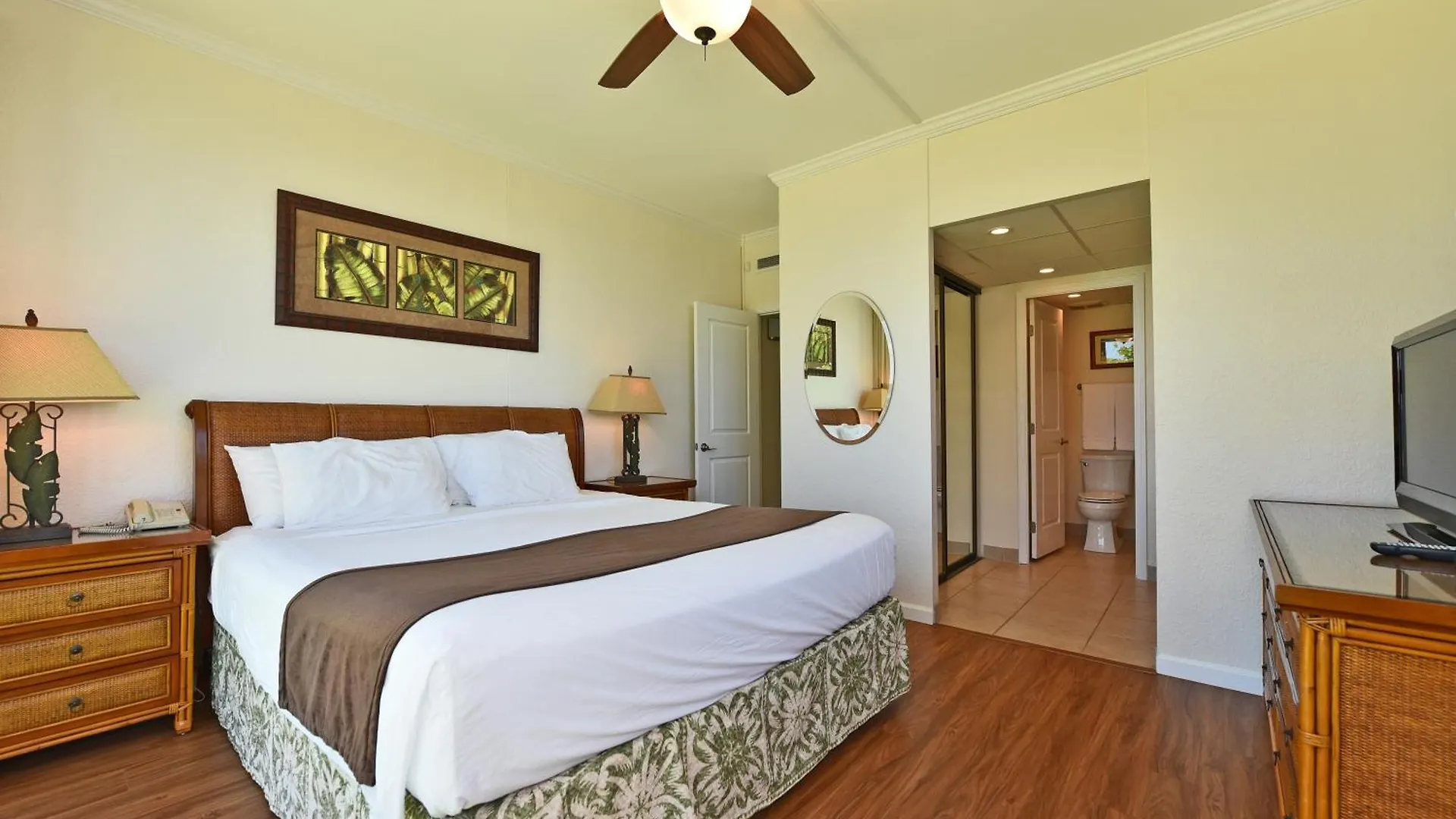 Kaanapali Shores 160 - Sleep Steps Away From The Ocean * Kahana