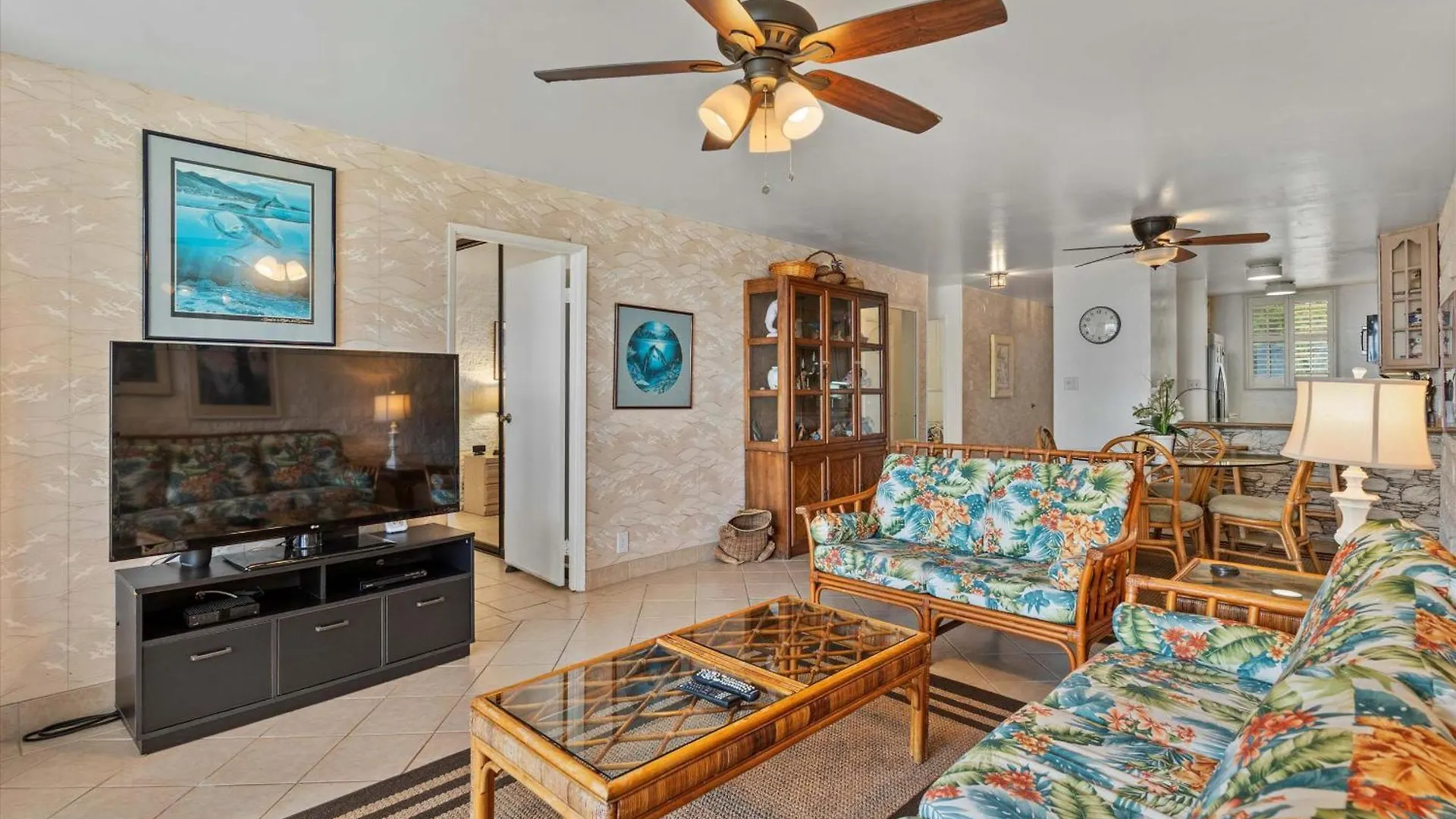 Experience Oceanfront Luxury At Kanai A Nalu 209, A Spacious 2-bd/2ba Condo, Ac Prázdninový dům Wailuku