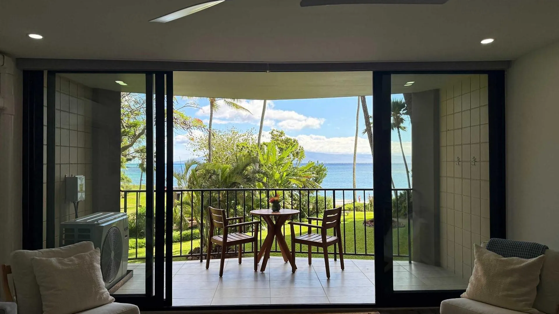 Luxe Oceanfront Escape, Ocean Views With Ac Comfort