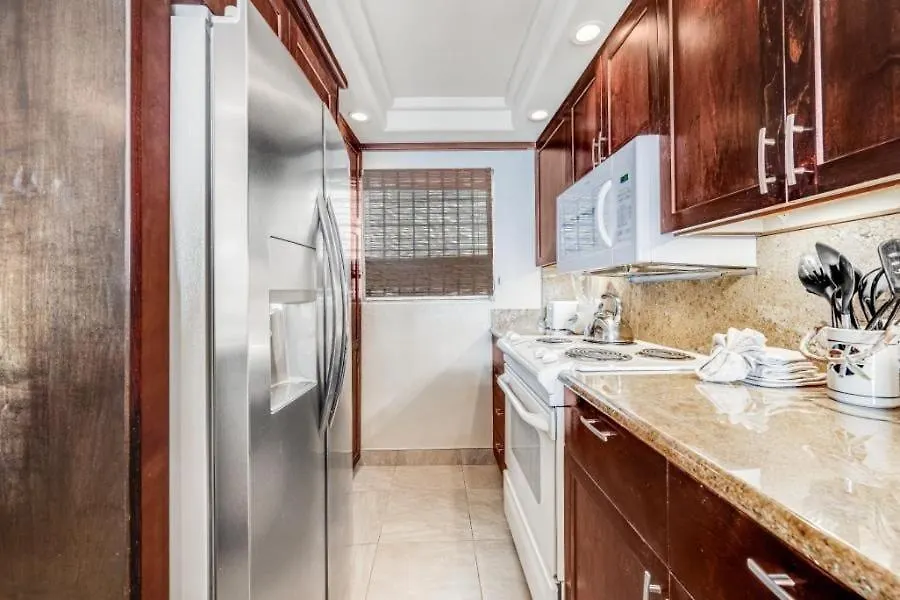Royal Mauian, #607 Appartement