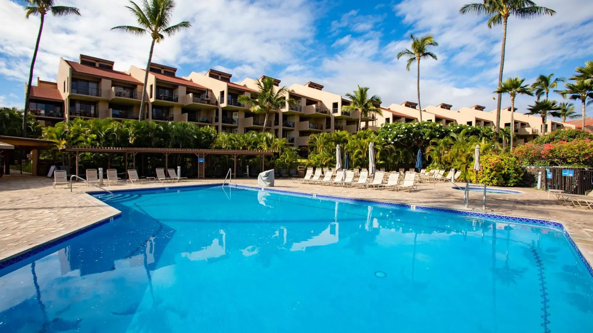 Kamaole Sands In Kihei, 1br 2ba, Near Beach, King Bed, Parking * ويليا