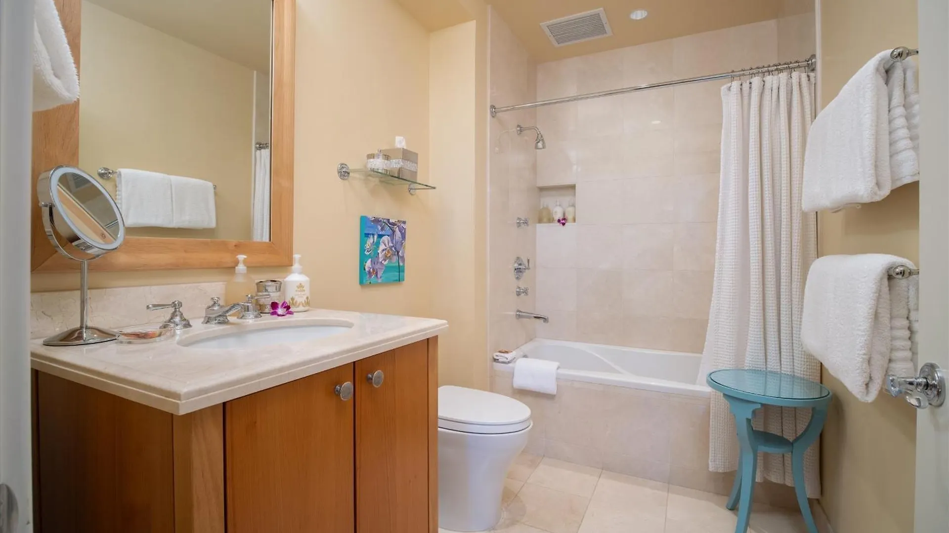 Totally Revamped Pacific Paradise J505 At Wbv! -top Floor Ocean Views! Villa