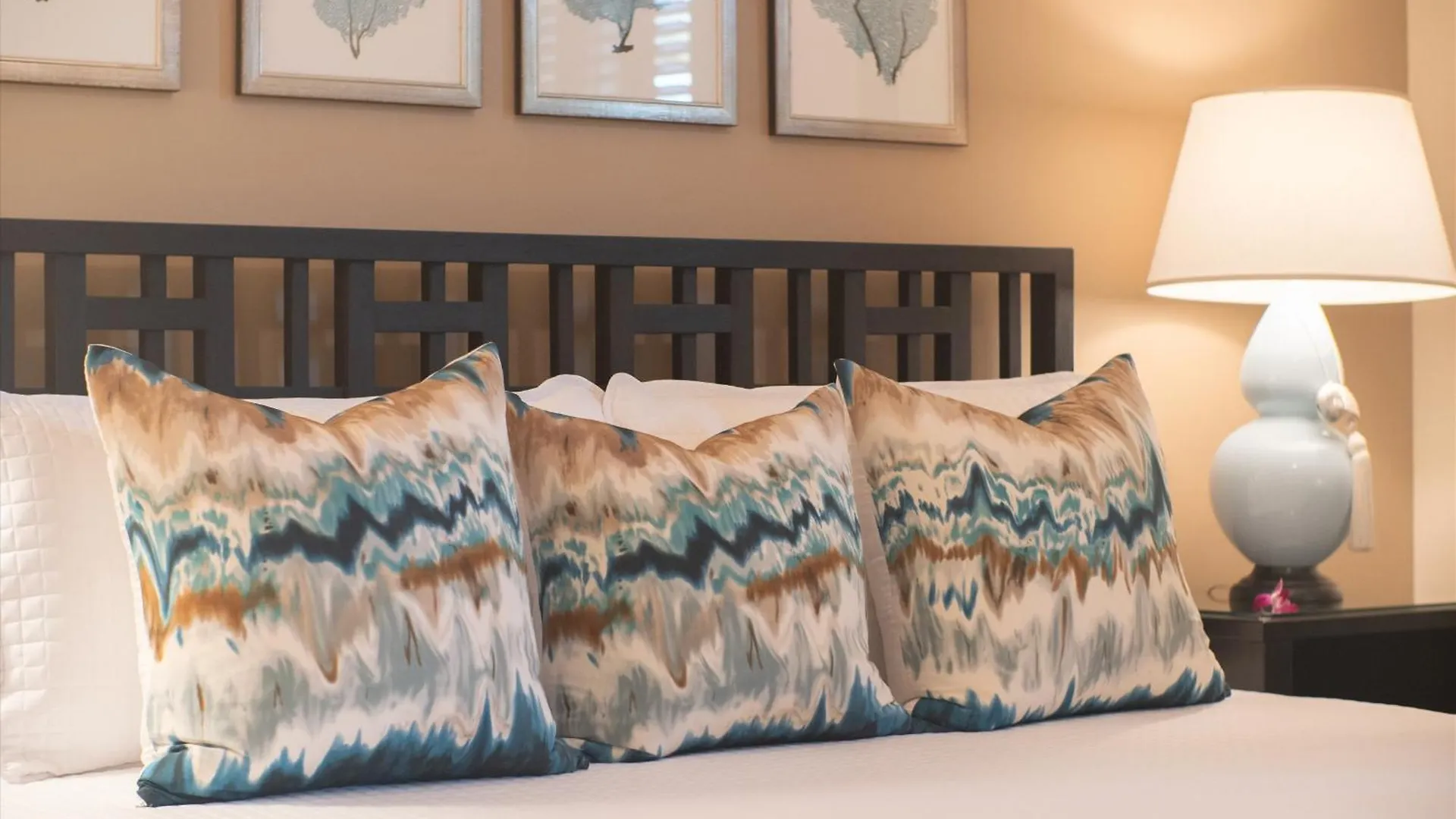 Totally Revamped Pacific Paradise J505 At Wbv! -top Floor Ocean Views!