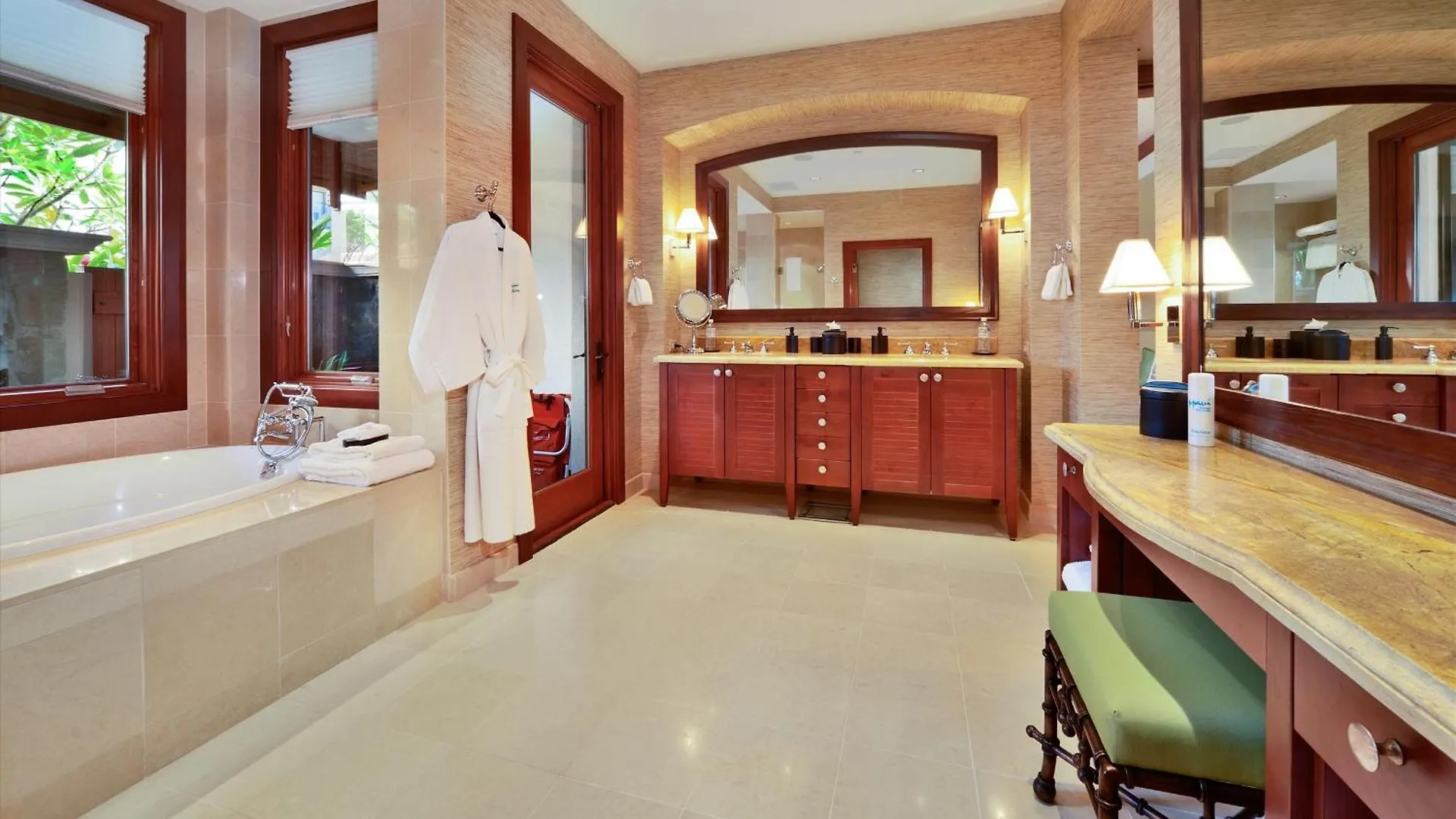 Villa Beautiful Bali Pool F102 Private Plunge Pool, Large Yard, Sleeps 8! Wailea (Maui)