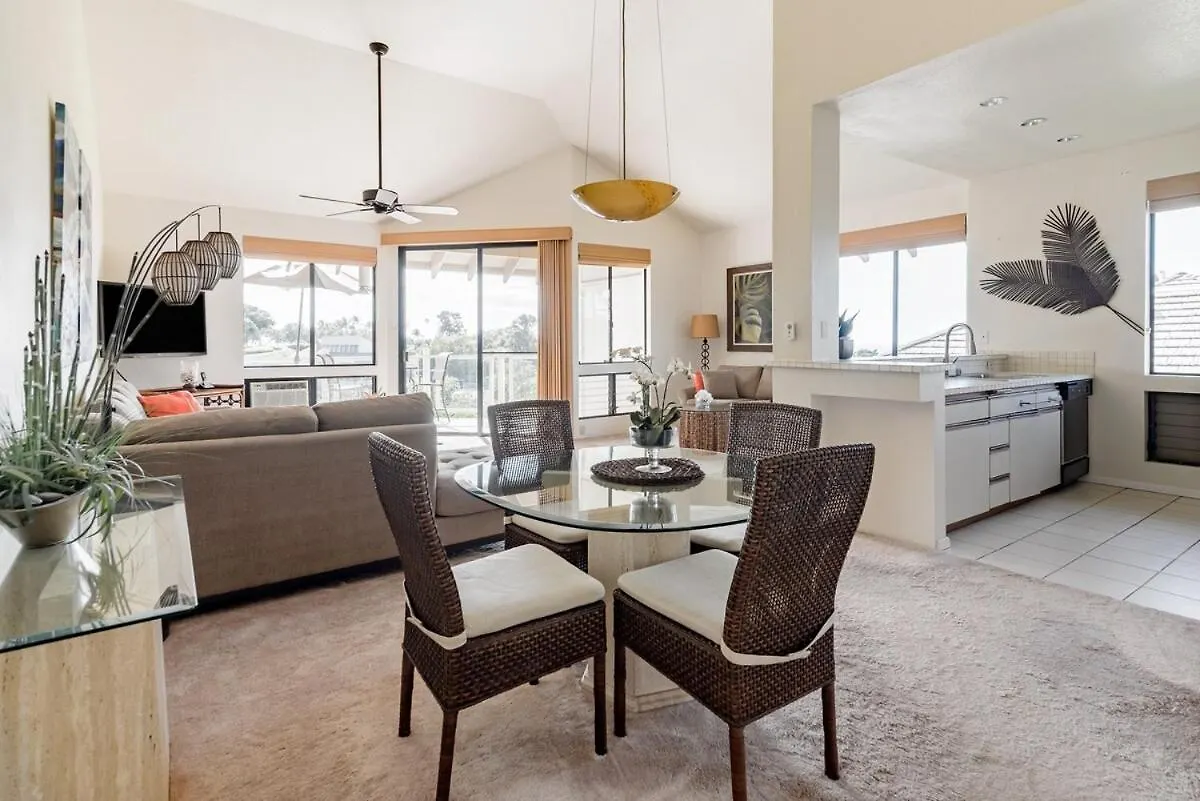 Gaze Out At Panoramic Ocean Views From An Airy Coastal Oasis *