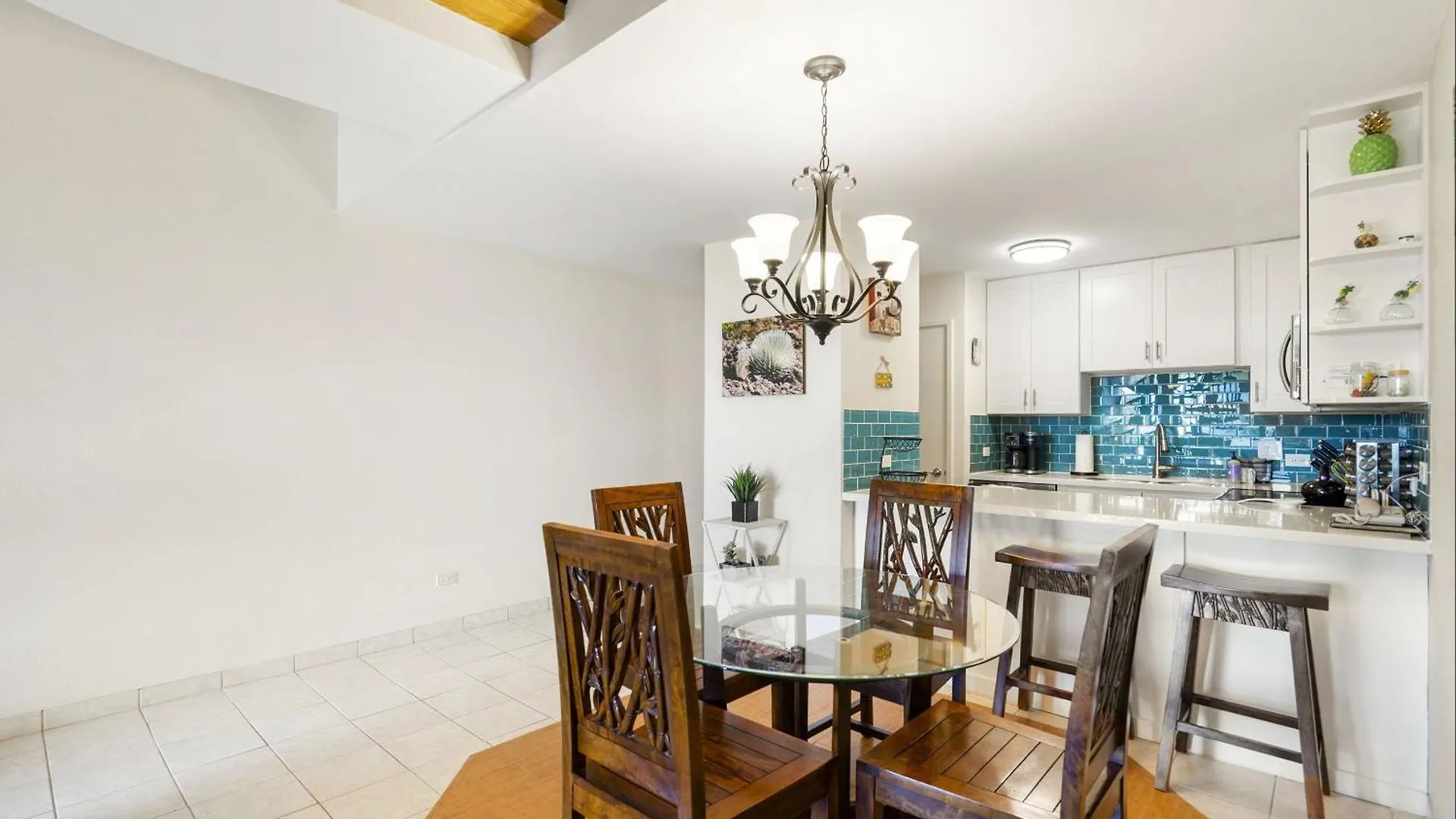 Experience Kamaole Sands 4-409 - Ocean Views, Spacious, Renovated, Wi-fi, Ac! Дом отдыха Уэйлея