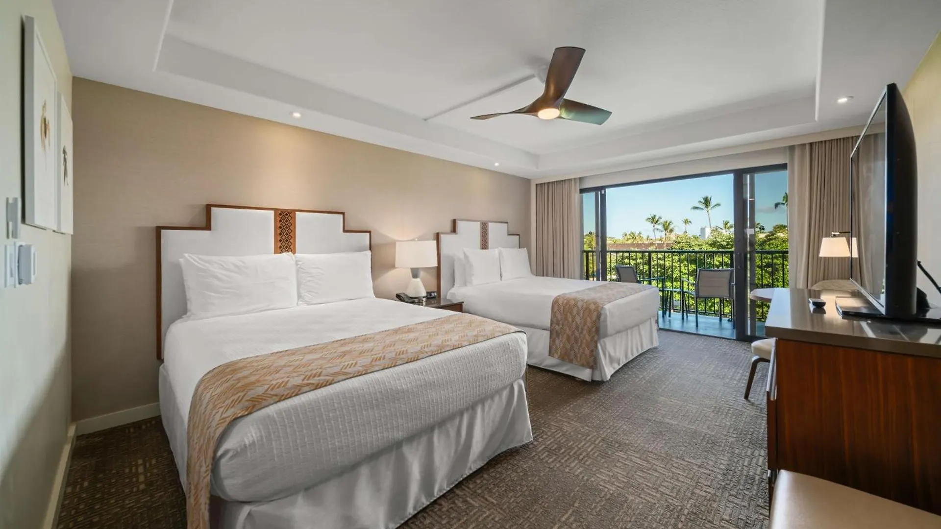 Outrigger Kaʻanapali 3*