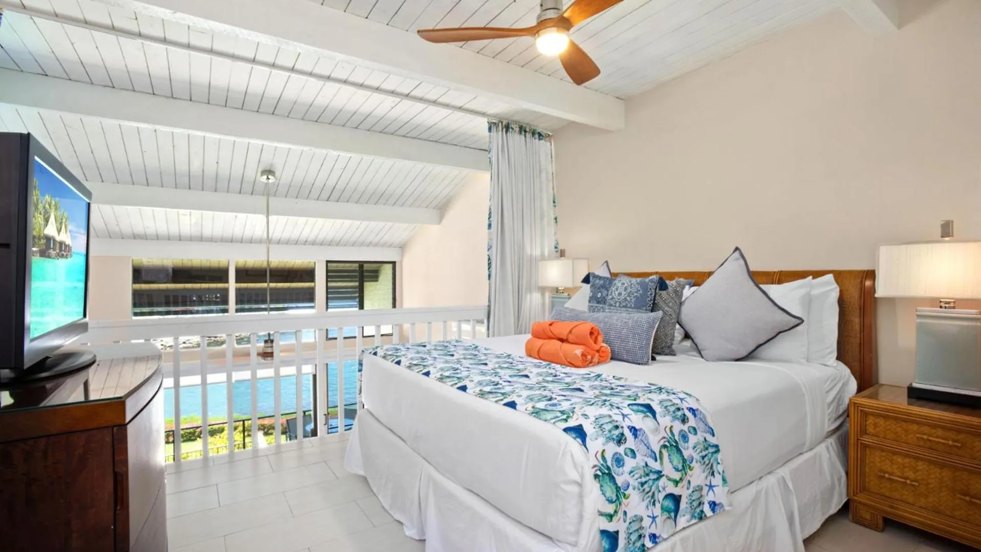 Spacious 4-bedroom Point Collection - Multi Unit Listing - Ocean Front - 2 Free Cars Nap-c31c37 公寓
