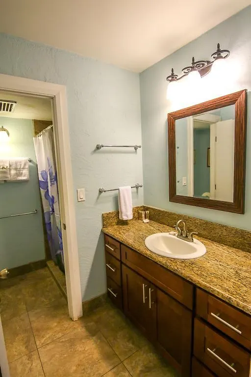 מלון דירות Papakea K303 2bed/2bath Stunning Ocean & Pool Views 3*