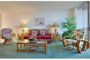 Royal Rk205 Hotel 4*
