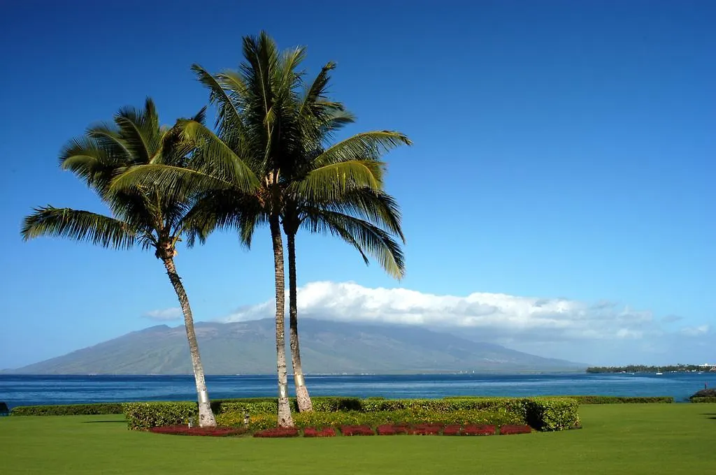Kihei Surfside By Hawaii 3*