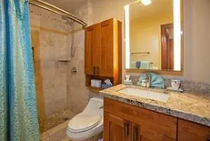 Kamaole Hotel 3*