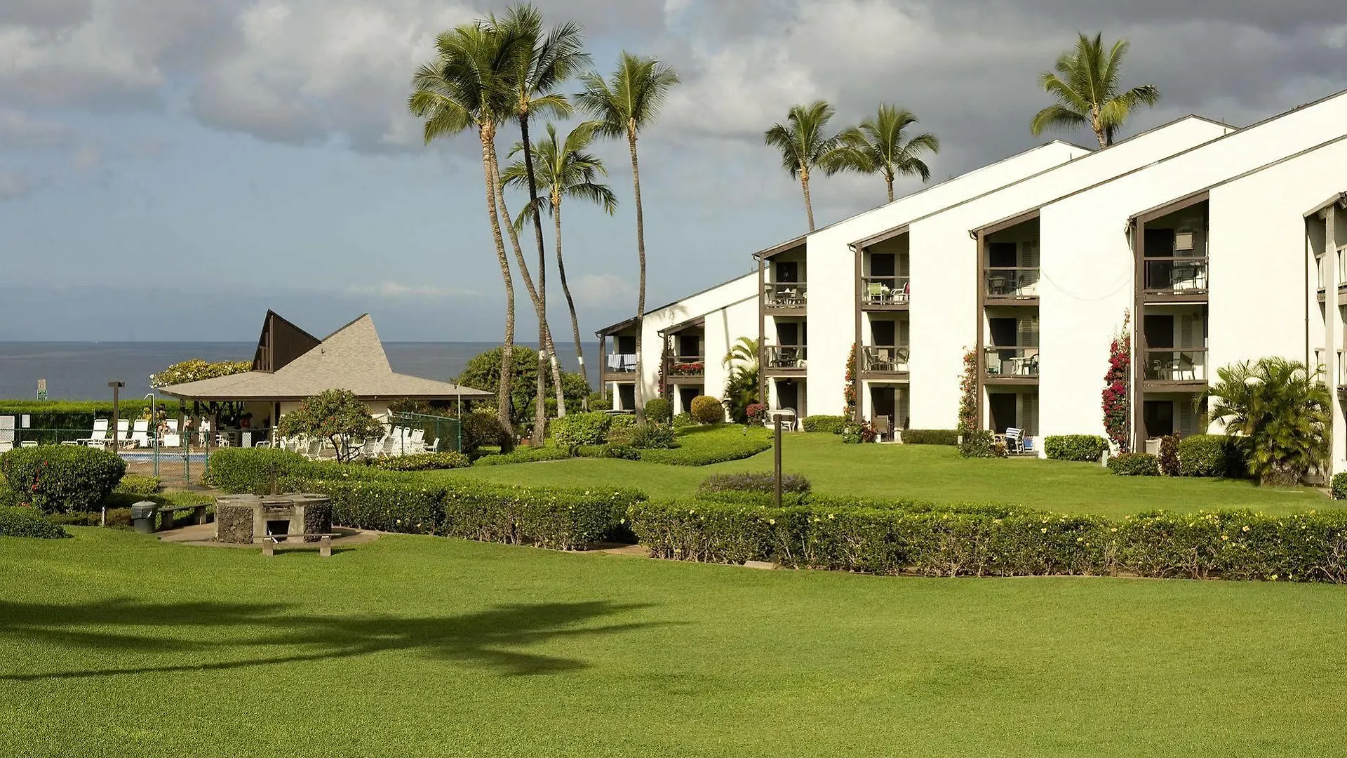 Hale Kamaole Apart Otel 3*