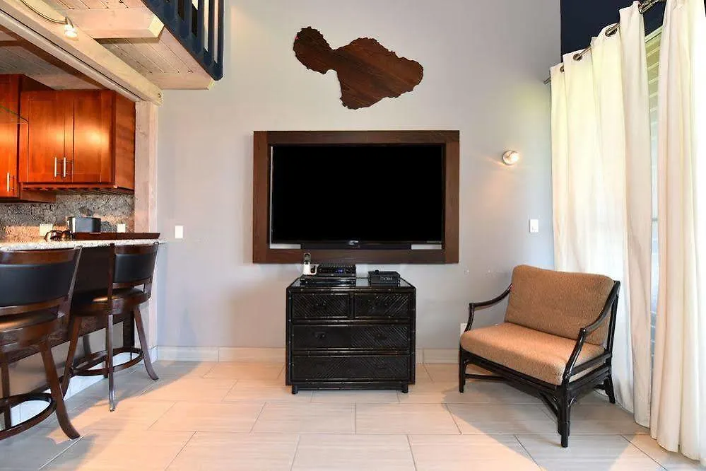 Mahina Surf 220 By Redawning Apartahotel Lahaina