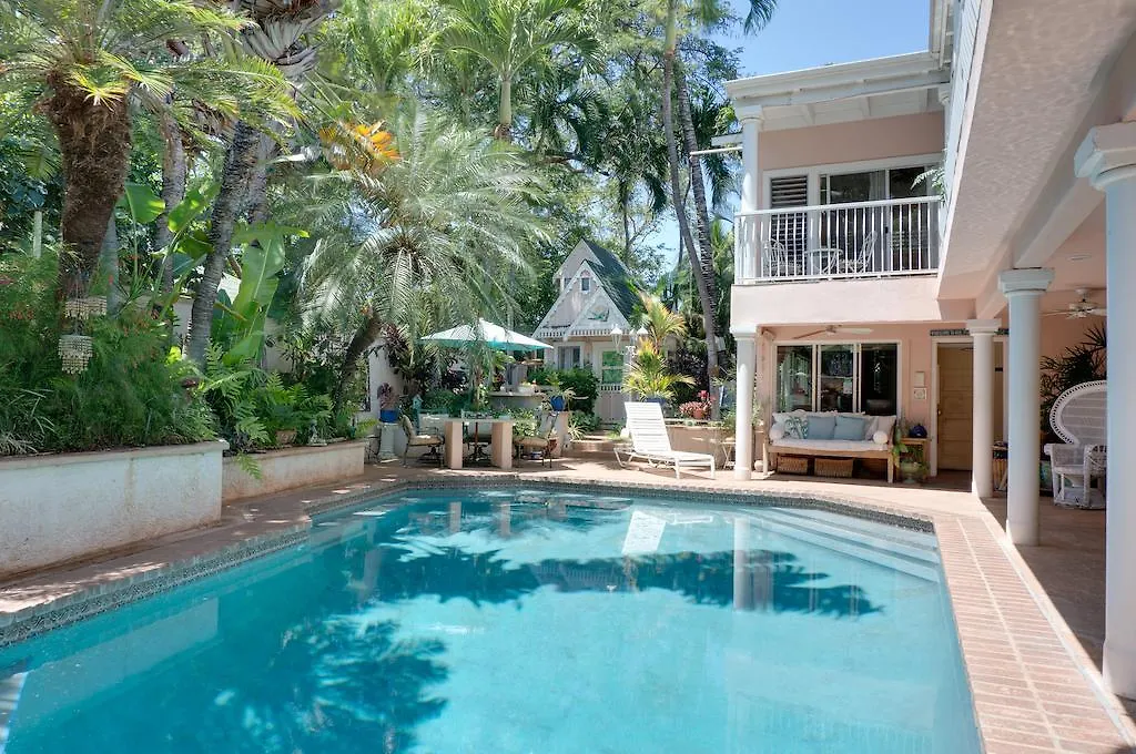 Old House-walk To Town & Beach! Pensionat Lahaina