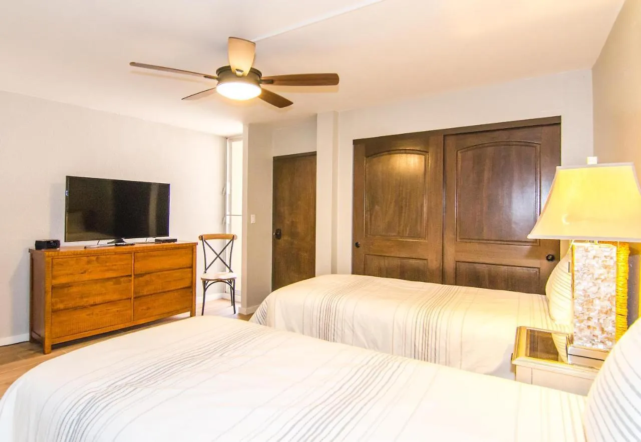 Island Sands 505 * ماليا
