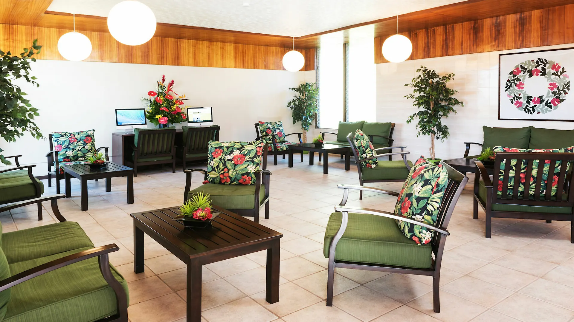 Maui Seaside Hotel