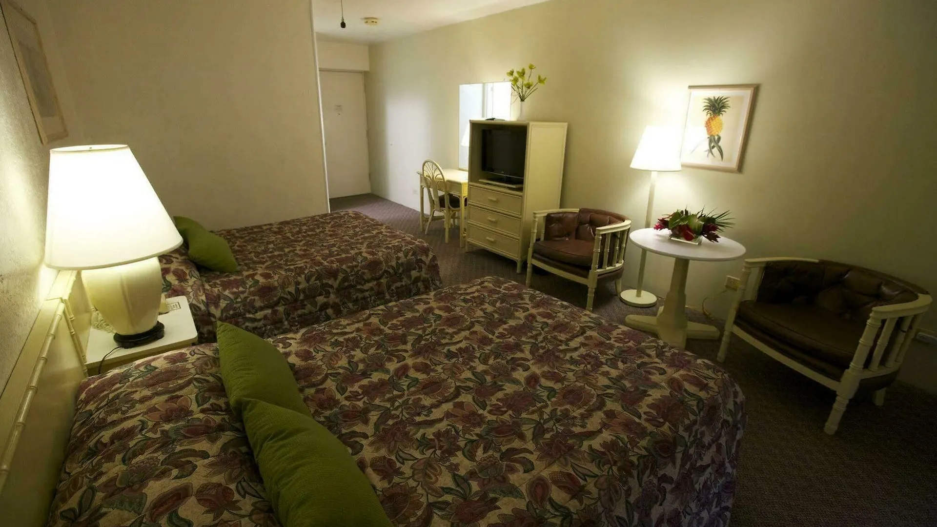 Maui Seaside 3*