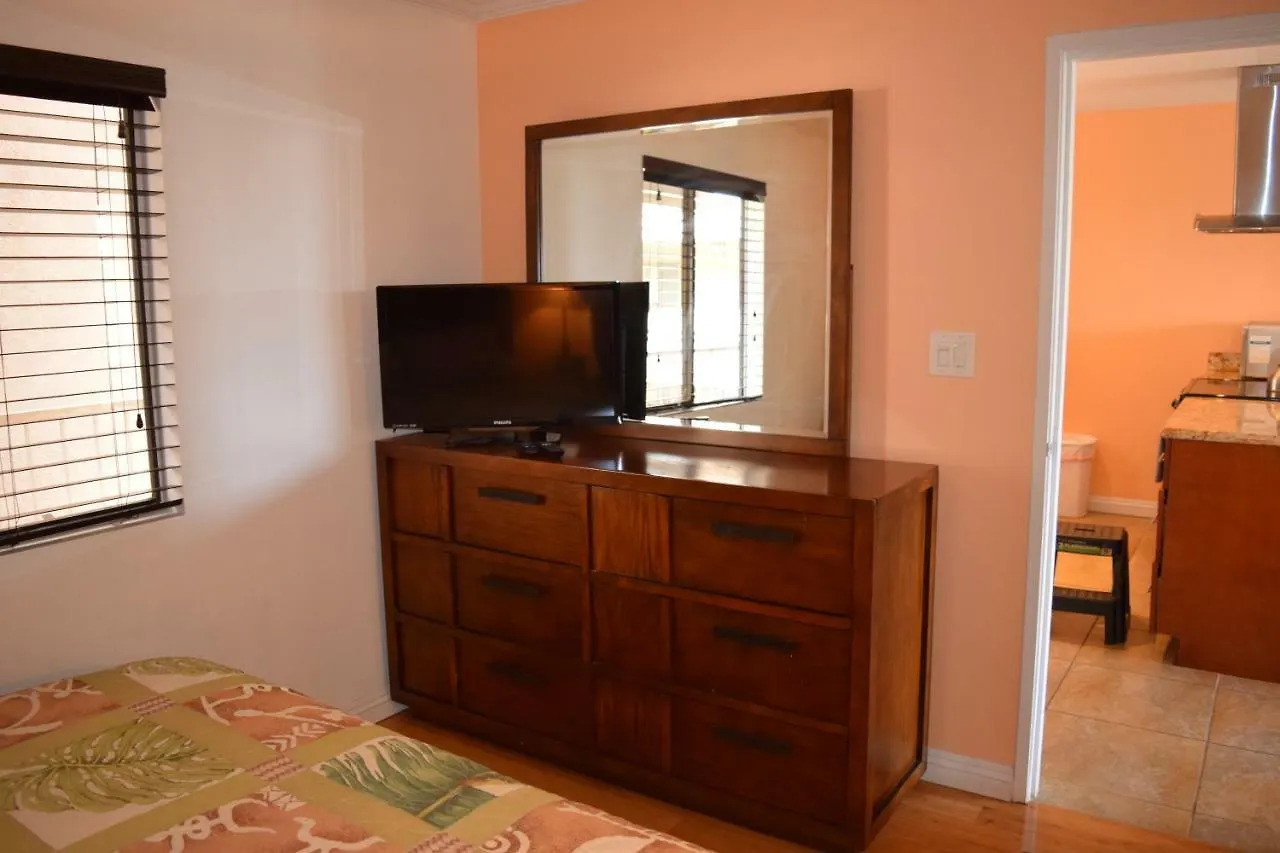 Pacific Shores B306 *