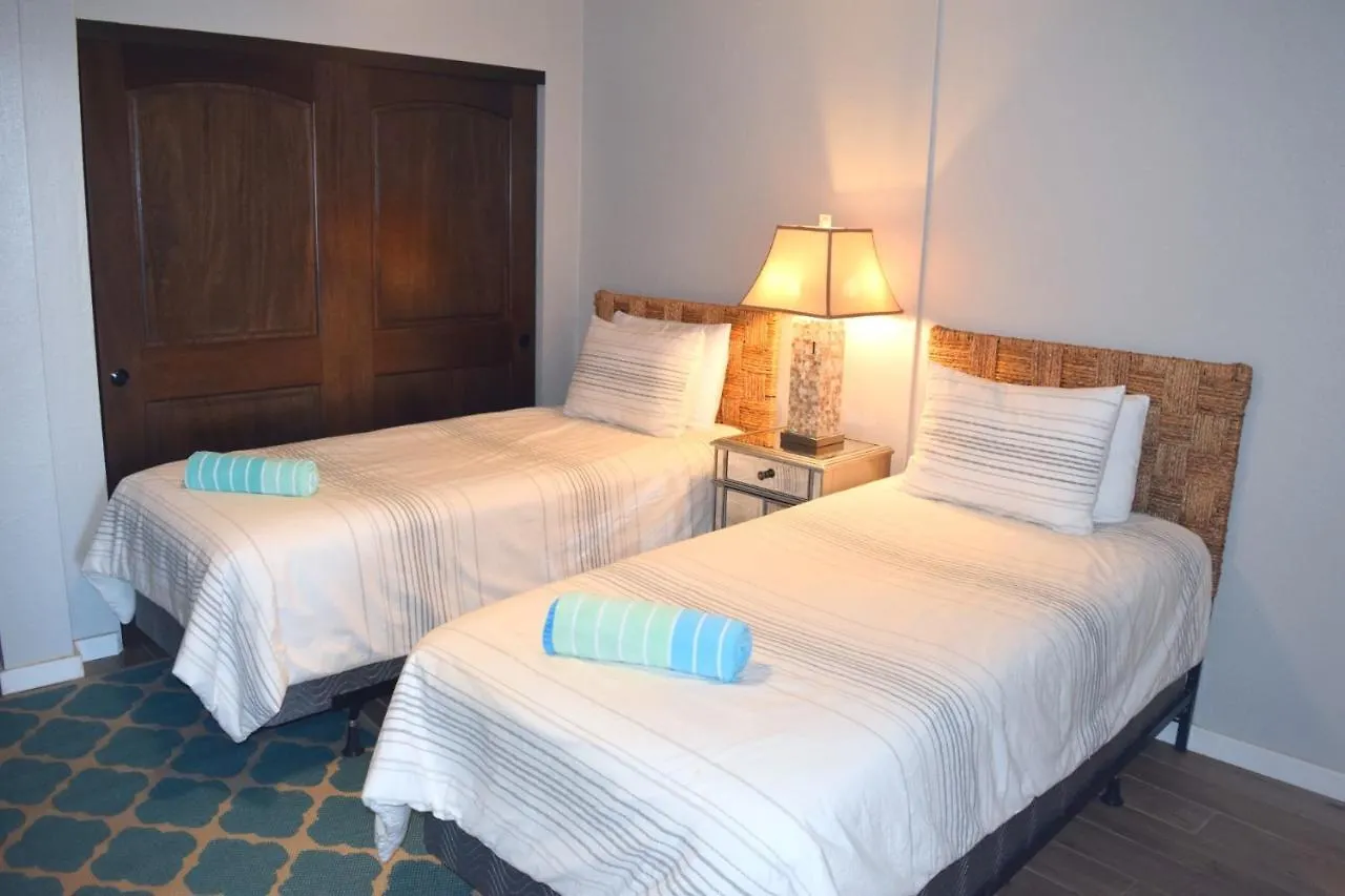 Island Sands 505 * ماليا