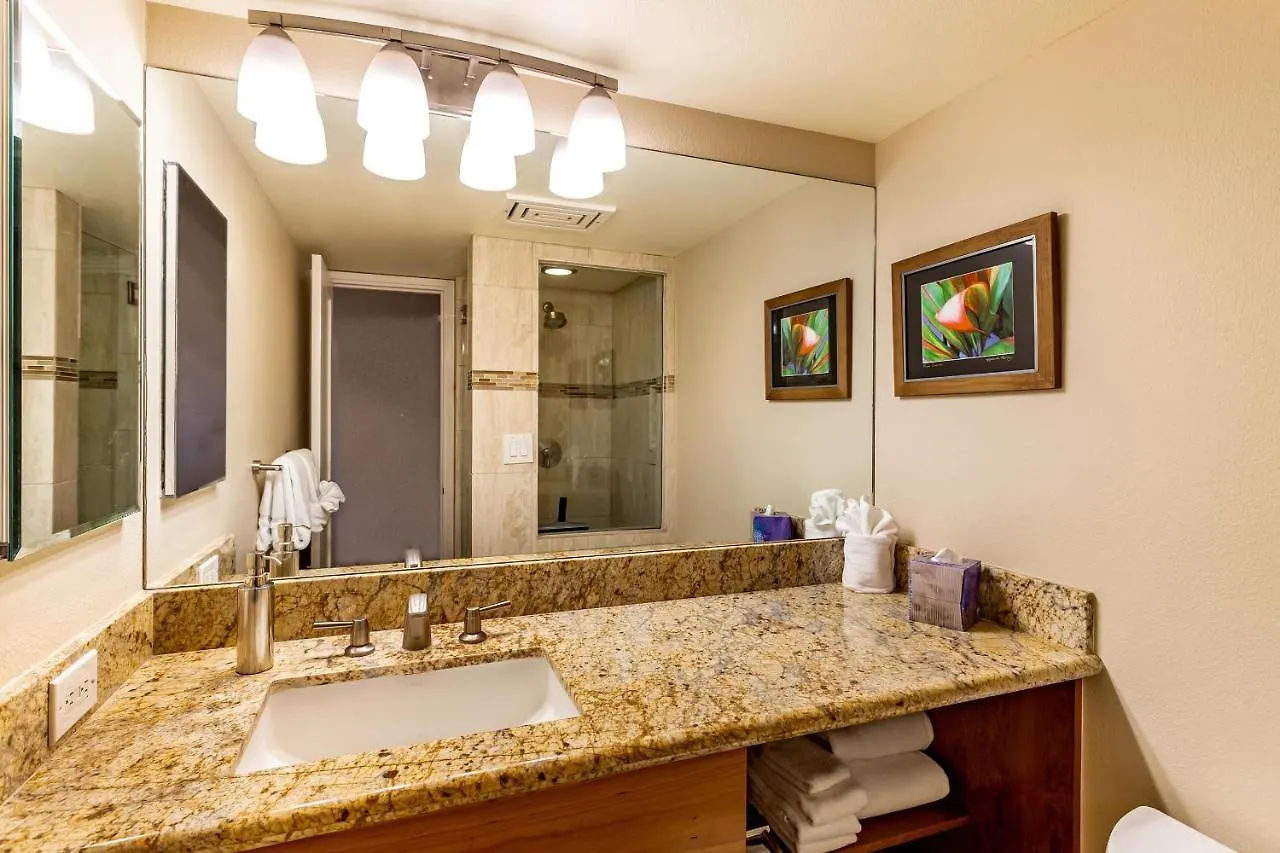 Kamaole Sands 5-303, Contemporary Reno, Ocean View 와일레아마우이