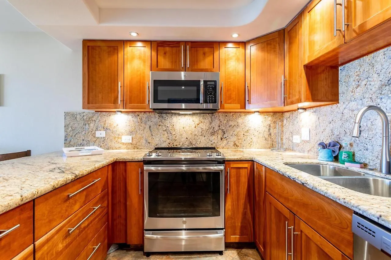 Kamaole Sands 5-303, Contemporary Reno, Ocean View 펜션 *